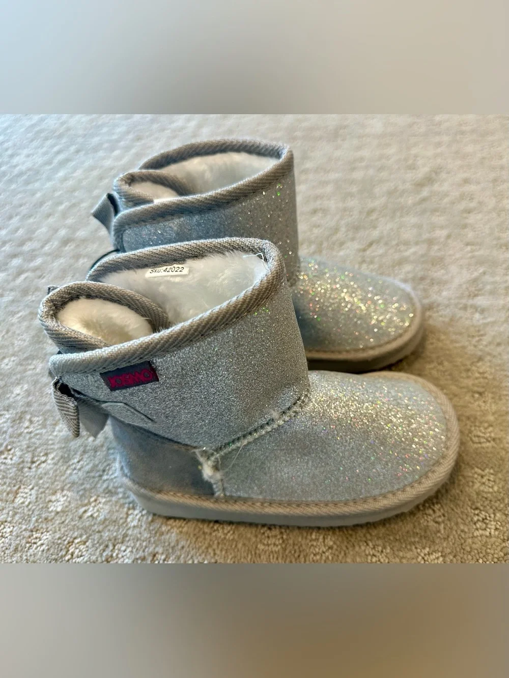 NEW Toddler Girls Bow Winter Boots Size 9 Flat Heel Faux Suede Cozy Pull On Gray